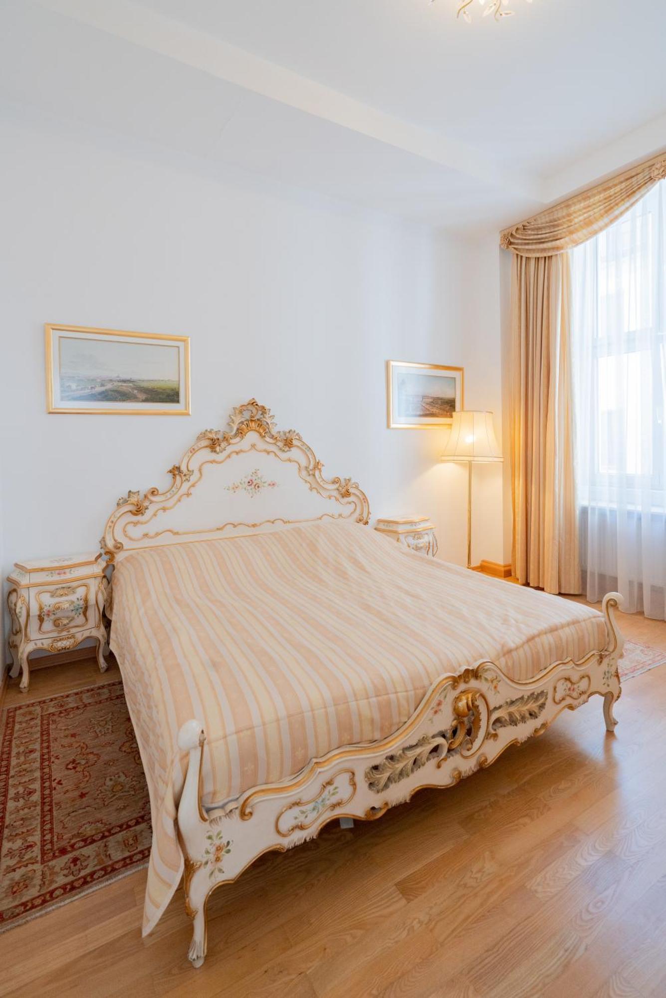 Empress Sisi Royal * Viena
